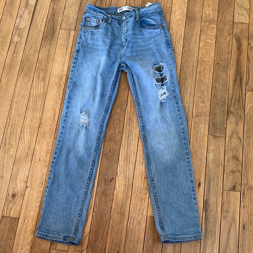 Levi’s jeans ripped